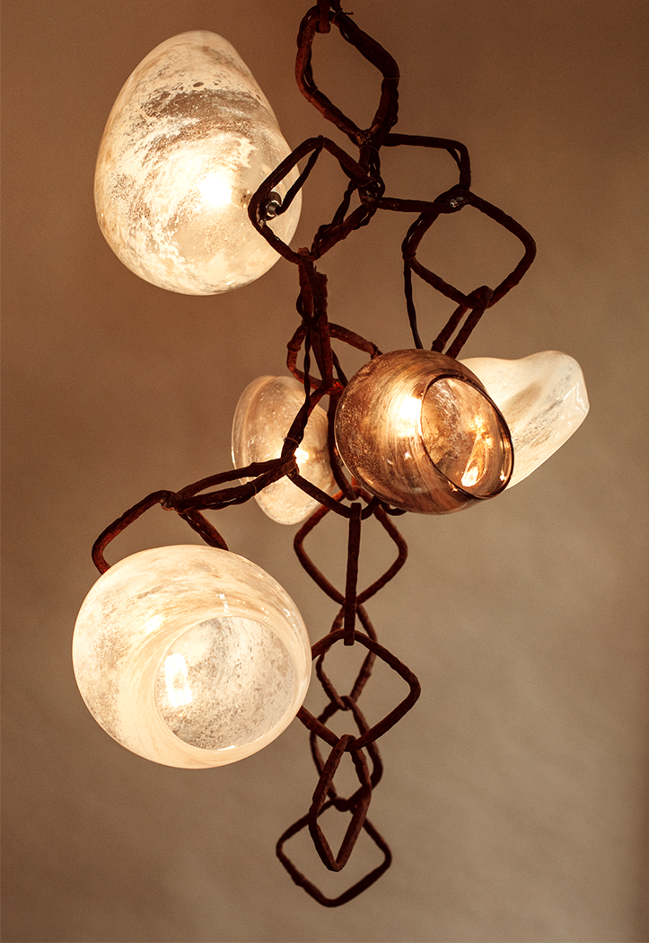 Barnacle Chain Light