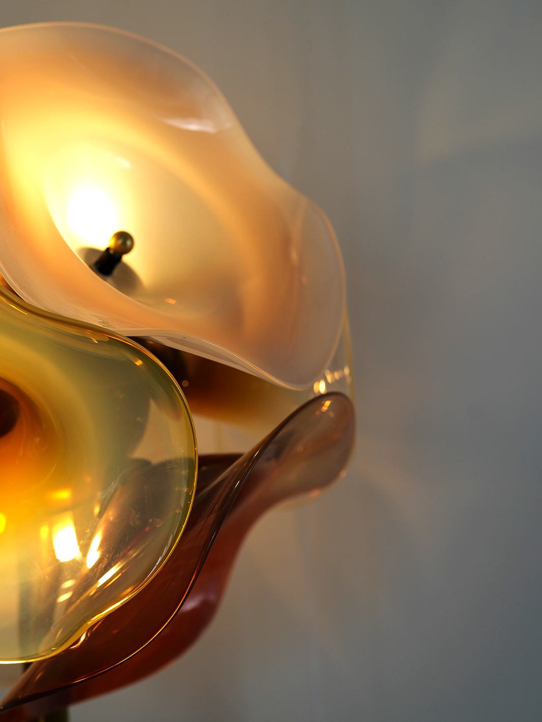 Petal Standing Lamp