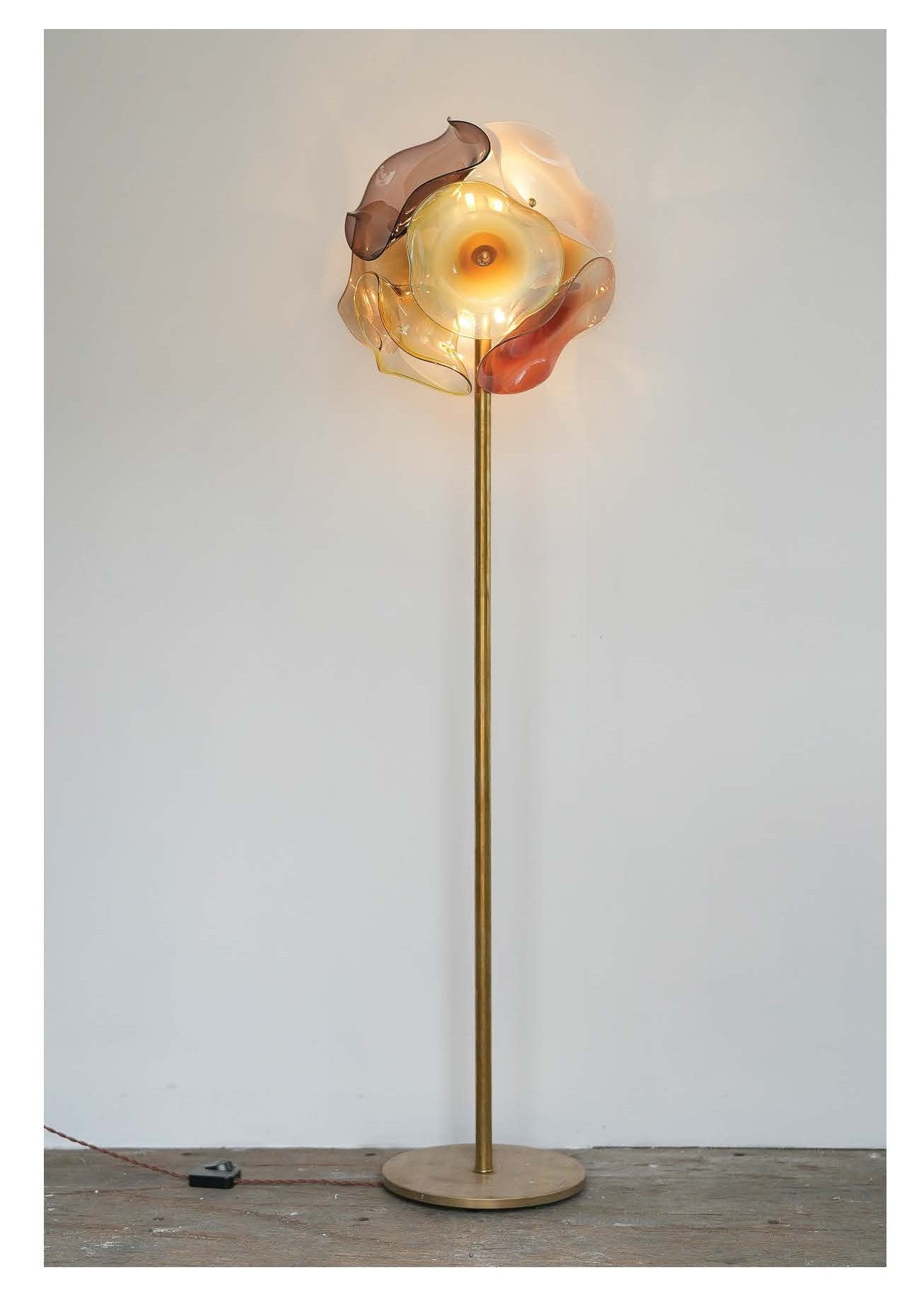 Petal Standing Lamp